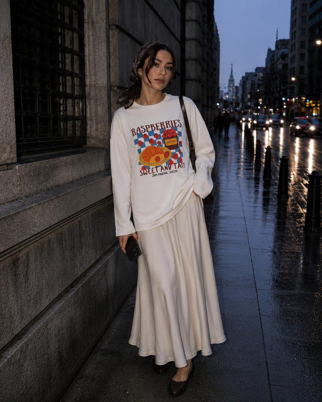 Beyaz Raspberries Baskılı Tesettüre Uygun Uzun Kollu T-Shirt